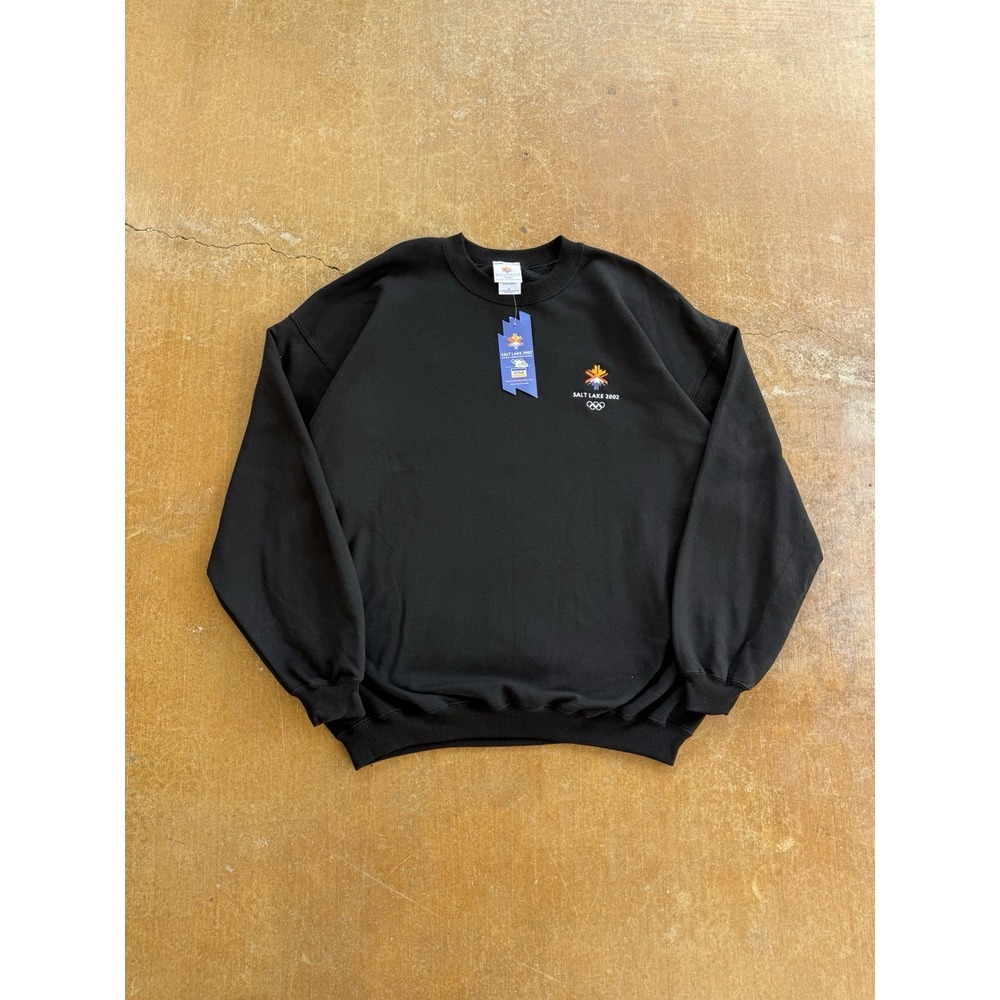 VTG 2002 Salt Lake Black Winter Olympics United States Crewneck Sweater Y2K (XL)